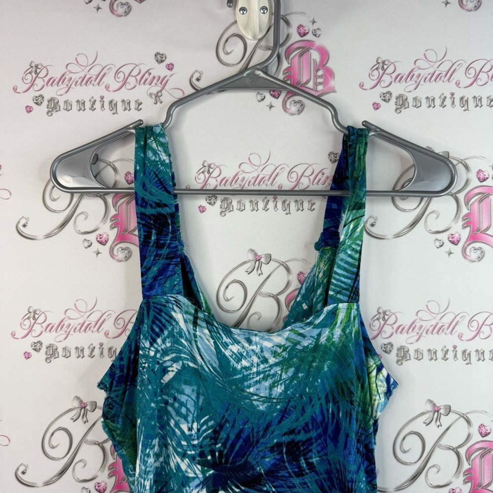 Denver Hayes dress, tropical beach, flowy Blue and Green Patterned Dress - Picture 8 of 12